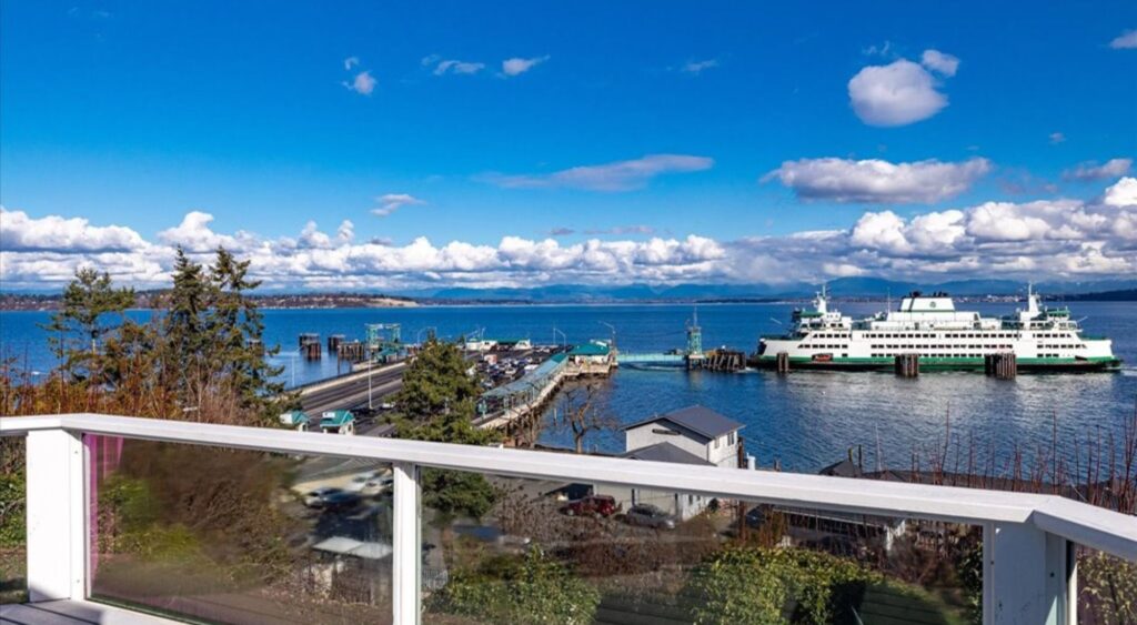 4849 E BERG RD, CLINTON, WA 98236