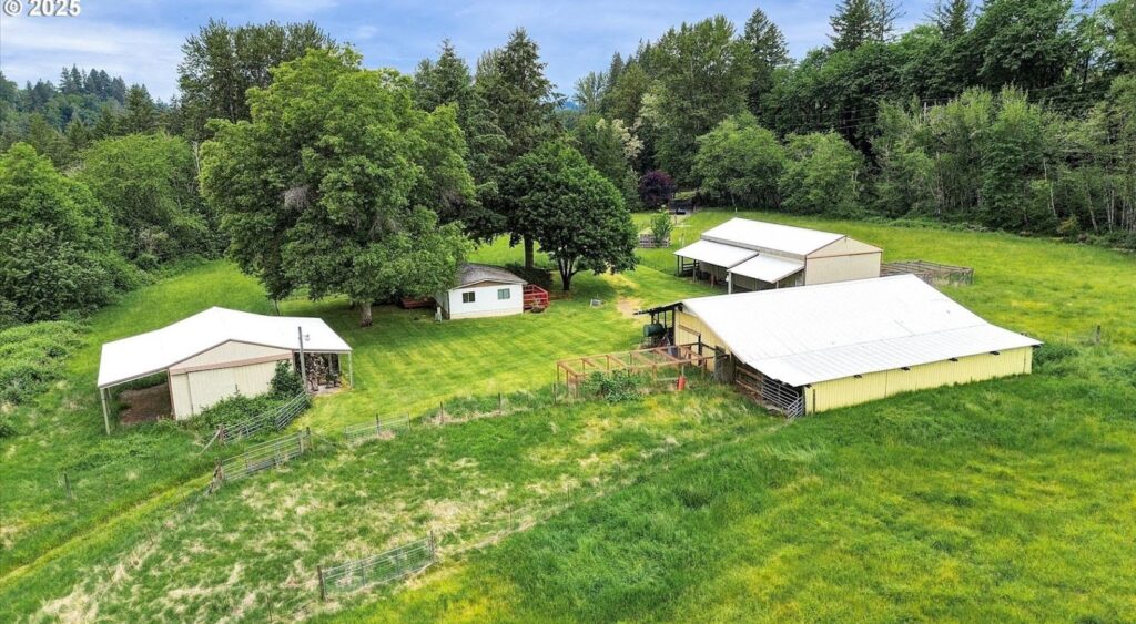 42400 SE MARMOT RD, SANDY, OR 97055