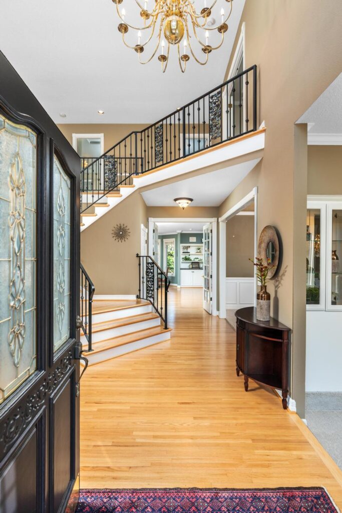 16235 SW Falcon Drive Beaverton, OR 97007